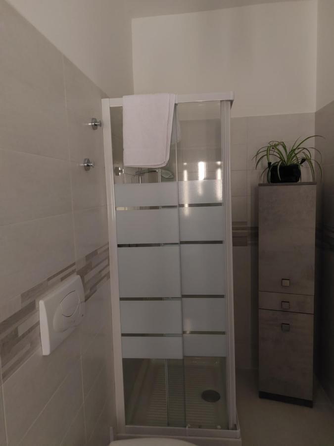 B & B Piazza Angioina L'Aquila Luaran gambar