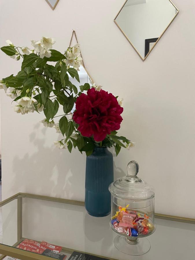 B & B Piazza Angioina L'Aquila Luaran gambar