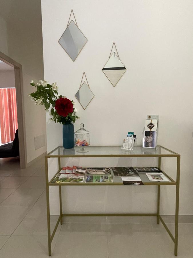 B & B Piazza Angioina L'Aquila Luaran gambar