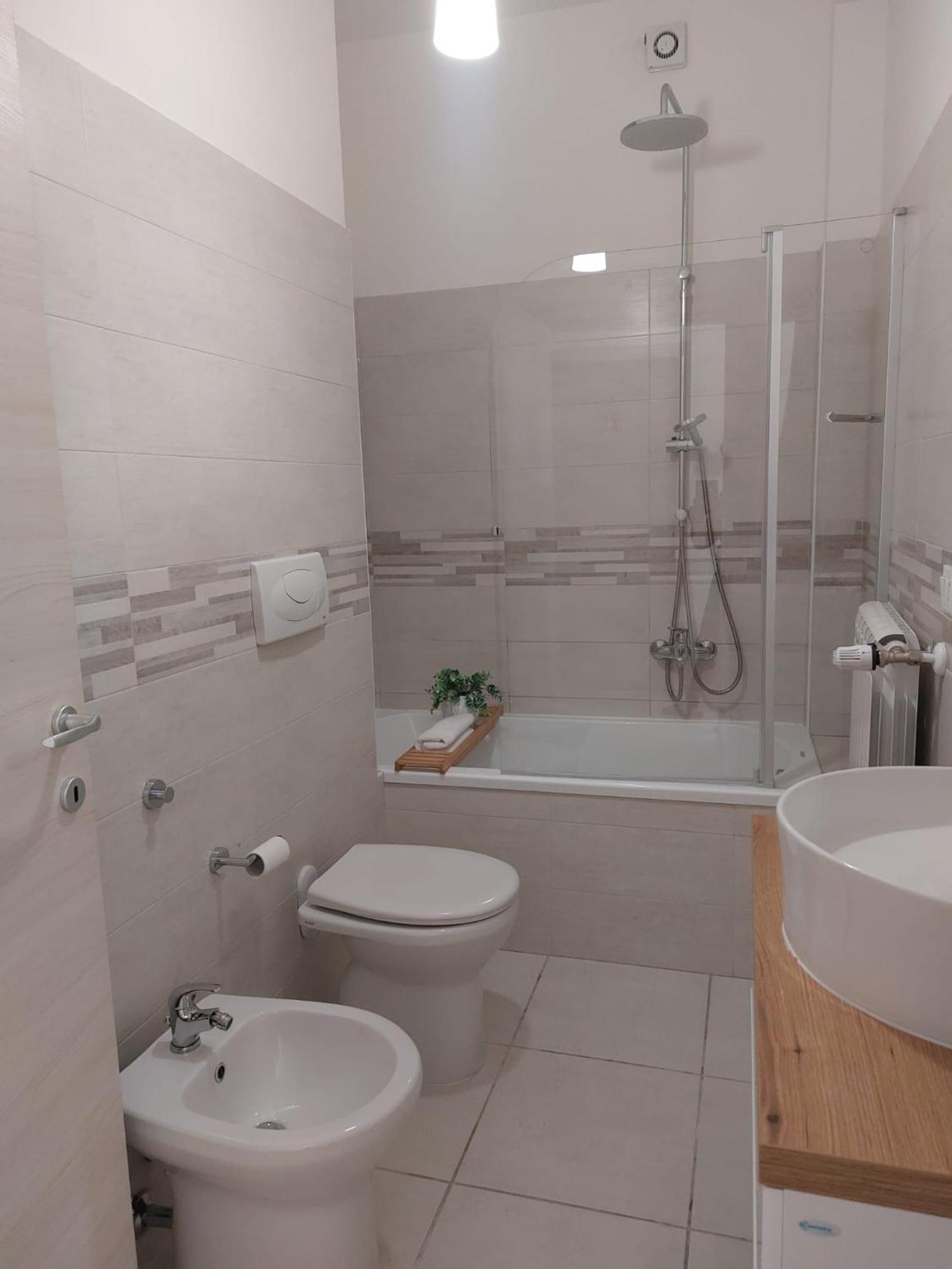 B & B Piazza Angioina L'Aquila Luaran gambar